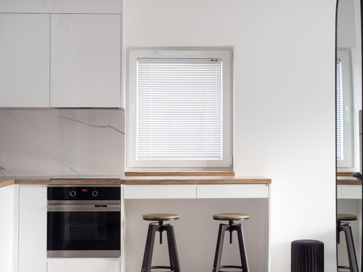 Szwedzka 22C Separate Bedroom Free Garage By Perfect Apart 华沙 外观 照片
